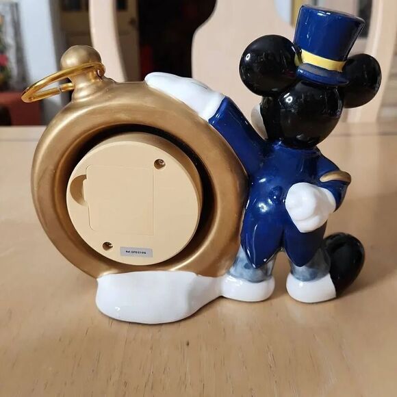 Vintage Walt Disney Mickey Mouse Seiko desk table clock - Picture 2 of 2